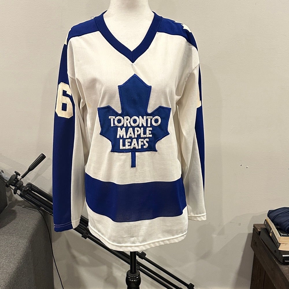 Vintage Signed Toronto Maple Leafs‎ Hockey Jersey from the 1980s